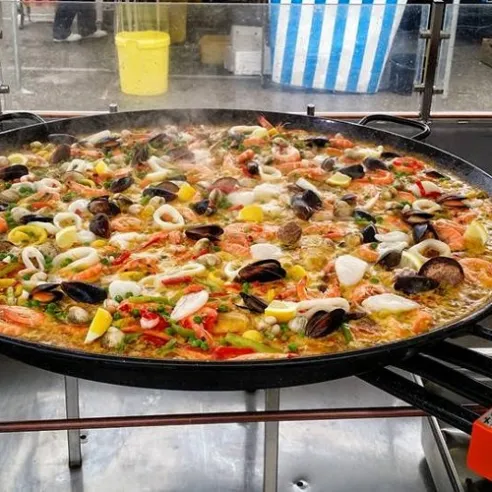 Paella géante à emporter
