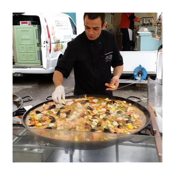 Paella géante à emporter