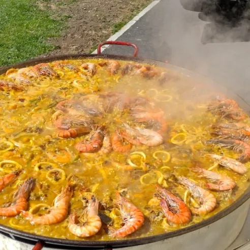 Paella géante® à domicile livrée à votre charge