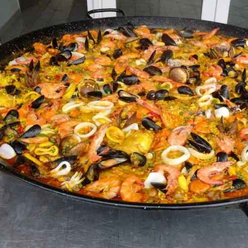 Paella géante à emporter