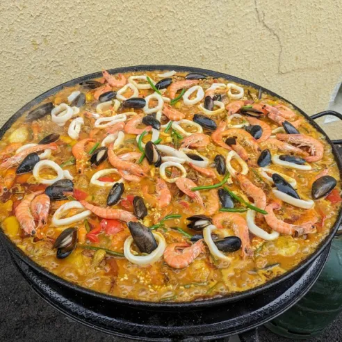 Paella à emporter en casserole